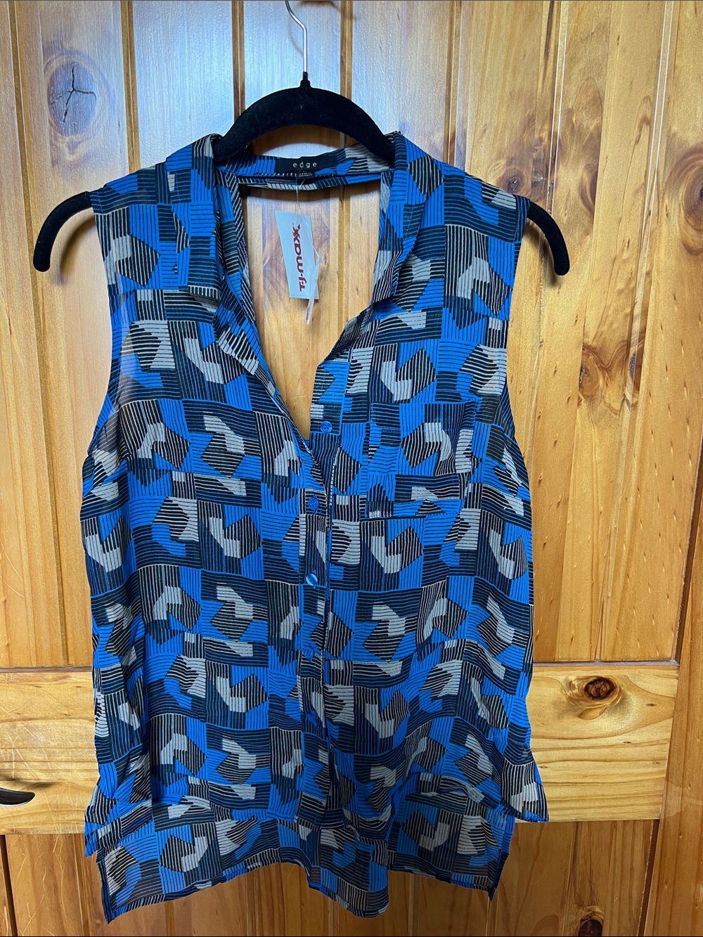 edge Blue and Black Geometric Sleeveless V-Neck Camisole